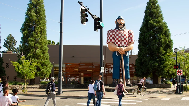 Large statue of Paul Bunyan in the Kenton neighborhood