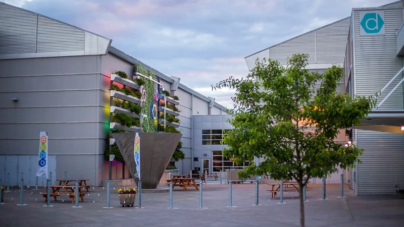 photo of the outdoor greenwall space at the expo center.