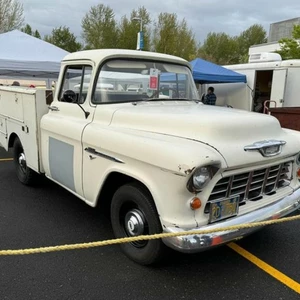 truck at the Portland Swap Meet