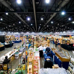 picture of show floor at expo